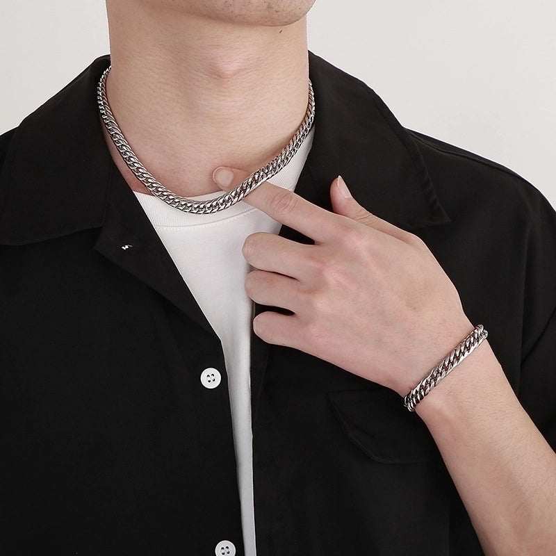 Hip-Hop Retro Solid Color Titanium Steel Plating 18K Gold Plated Men’s Necklace