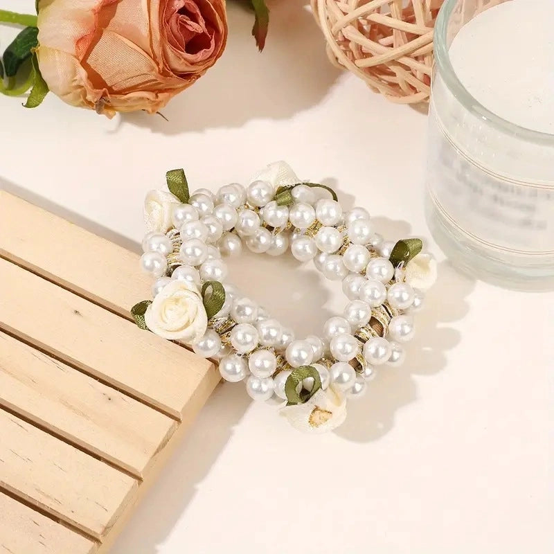 Minimalist Women’s Flower Pearl Hair Tie