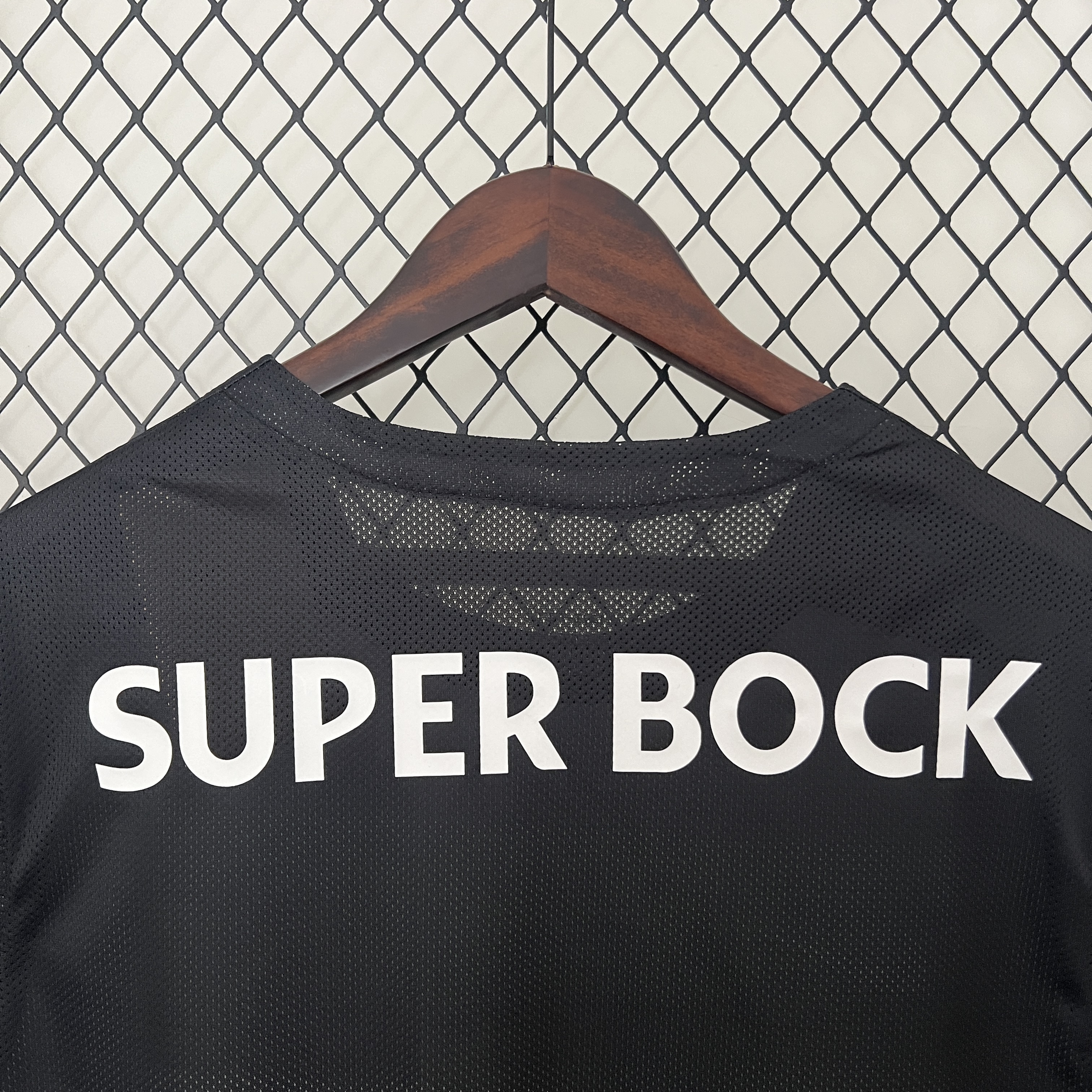 24/25 Lisbon Home Football Shirt Thai Quality