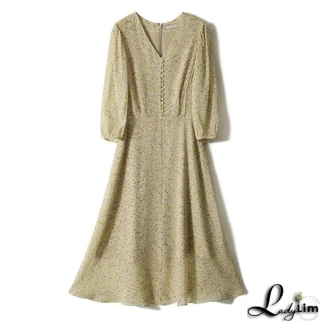 Classic and Comfortable winter Dress