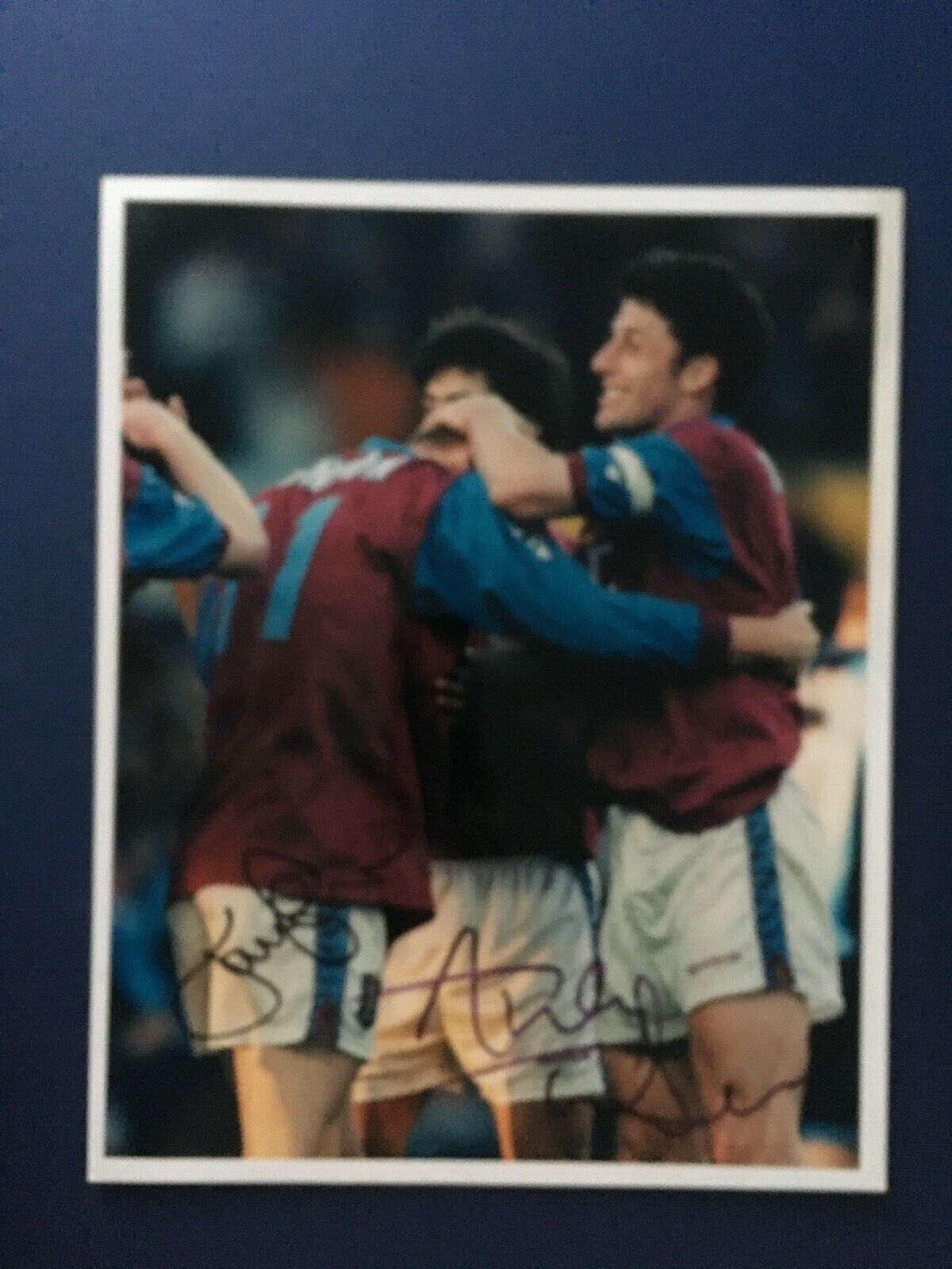 TOMMY JOHNSON / ANDY TOWNSEND - Aston Villa FOOTBALLERS - EXCELLENT SIGNED Photo Poster painting