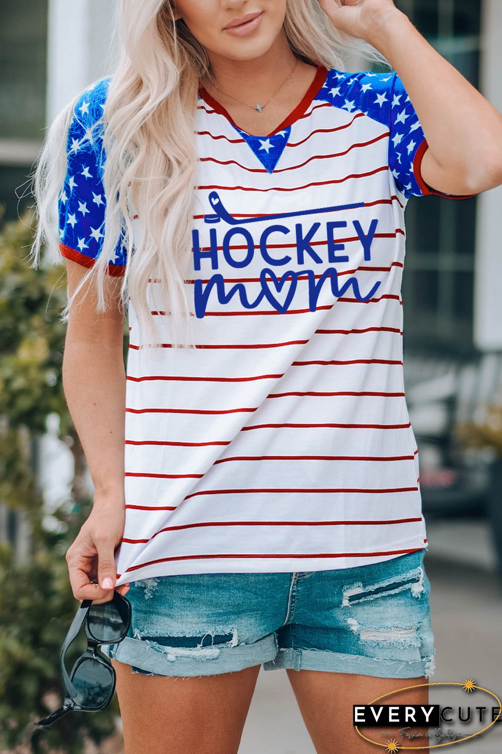 HOCKEY Mom US Flag Star Stripe Print Graphic Tee