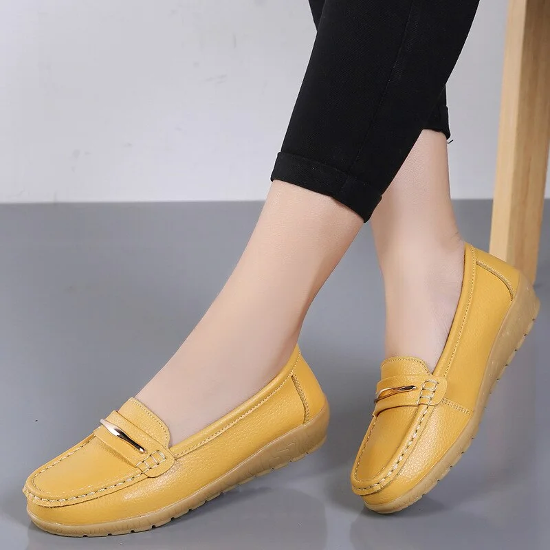 2021 New Genuine Leather Shoes Woman Slip On Women Flats Moccasins Women's Loafers Spring Autumn Mother Shoe Big Size 35-44