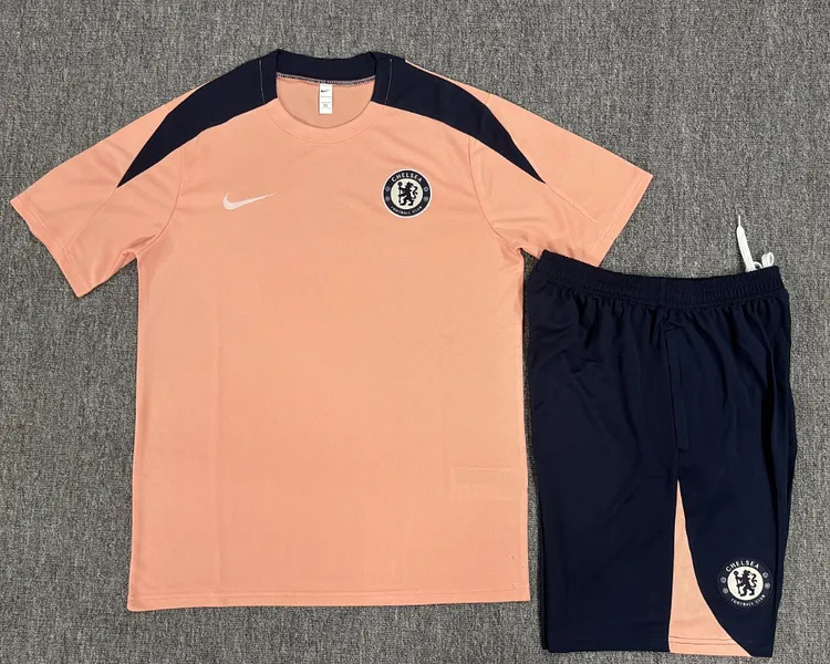 25-26 season children's version of Chelsea pink jersey