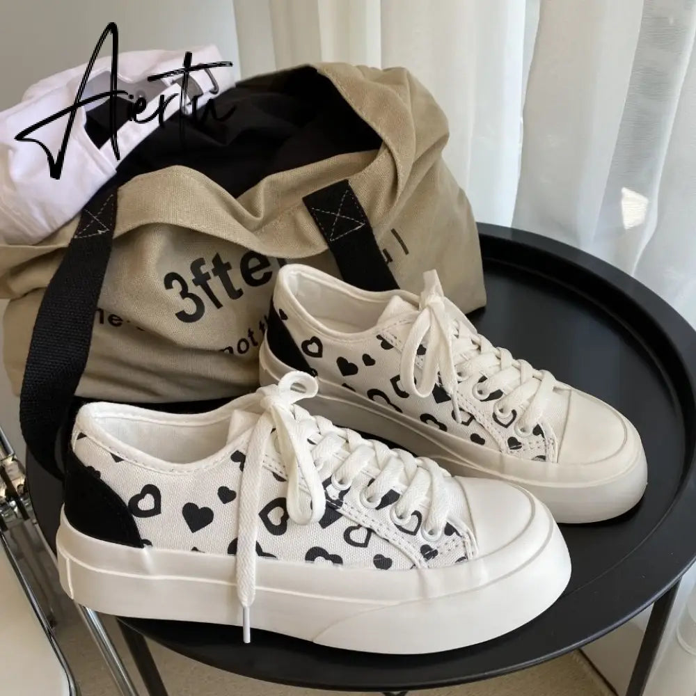 Aiertu Fashion Pink Heart Print Canvas Sneakers Spring Casual Zapatillas Mujer Students Daily Footwear Woman Vulcanize Shoes Aiertu
