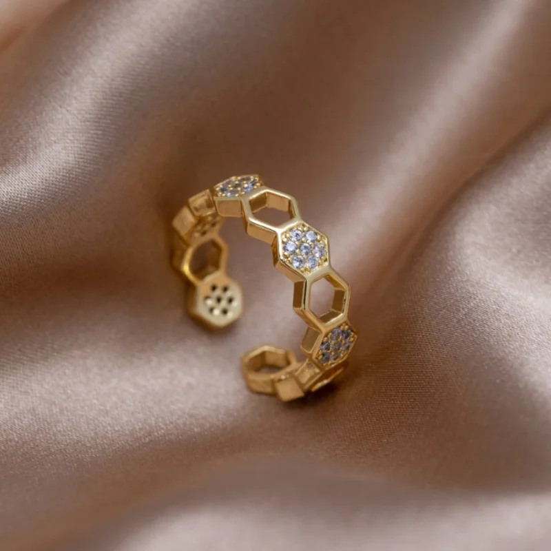 Crystal Hollowout Ring