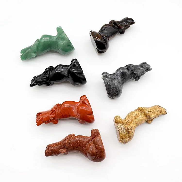 Hand carved wolf shaped crystal Animal carving crafts
