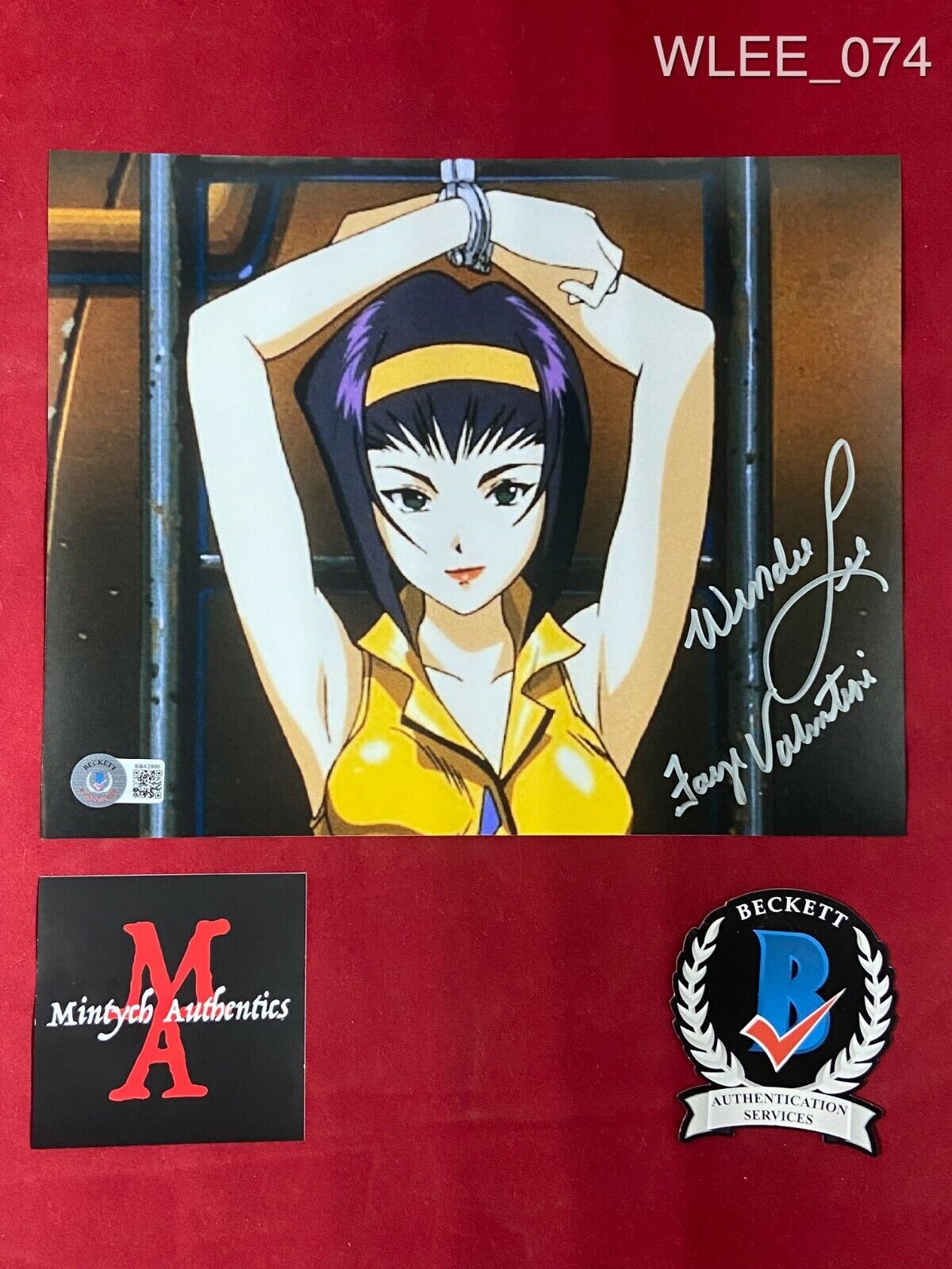 WENDEE LEE SIGNED 8x10 Photo Poster painting! COWBOY BEBOP! FAYE VALENTINE! BECKETT COA! ANIME!