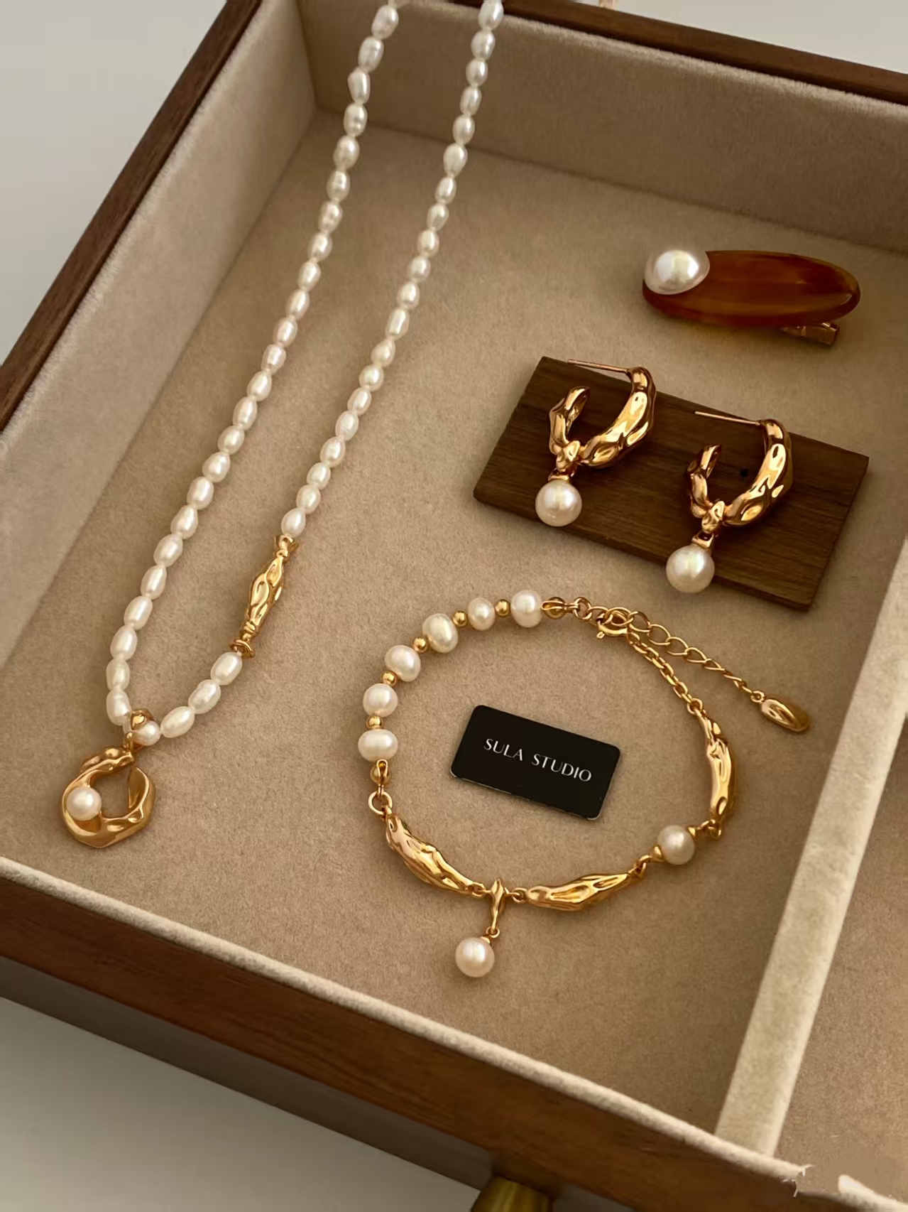 Arc Pearl 3-Piece Jewelry Set