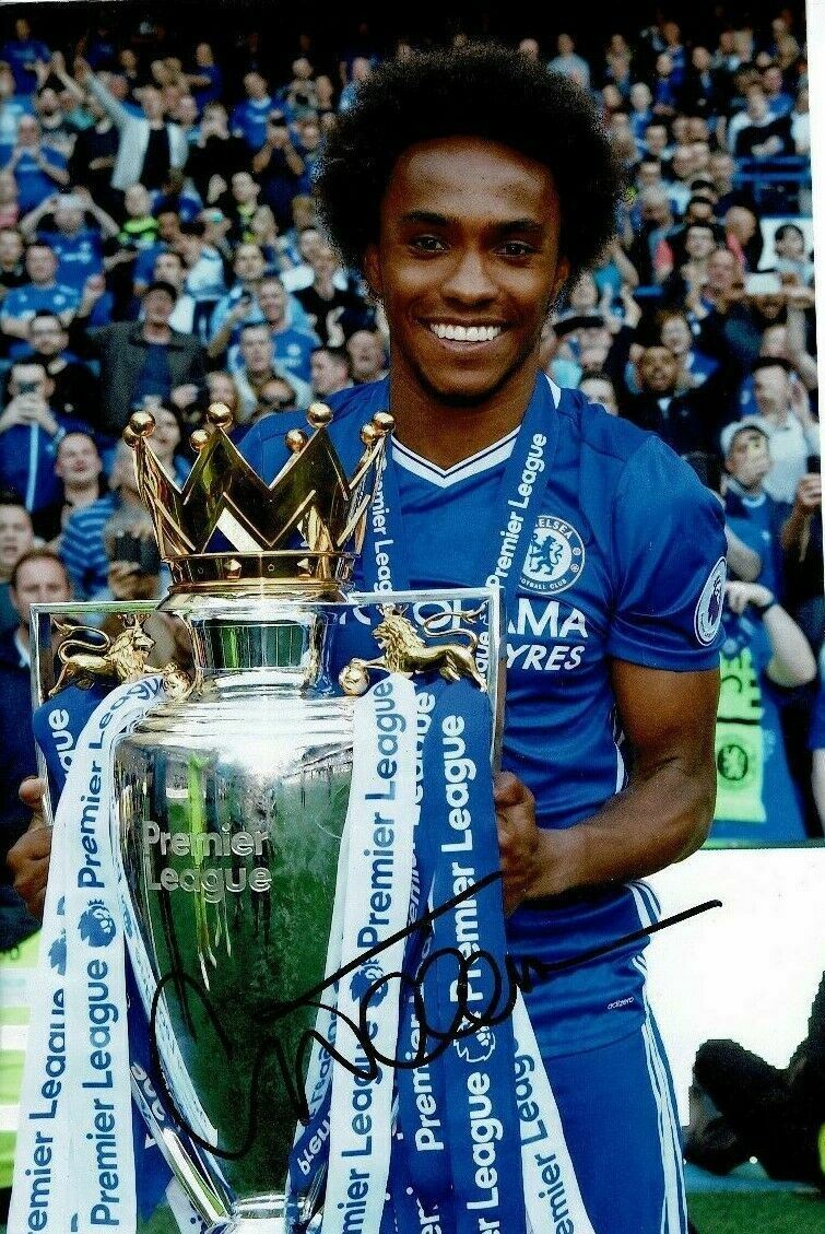 Willian Signed 12X8 Photo Poster painting Chelsea F.C & Brazil AFTAL COA (1873)