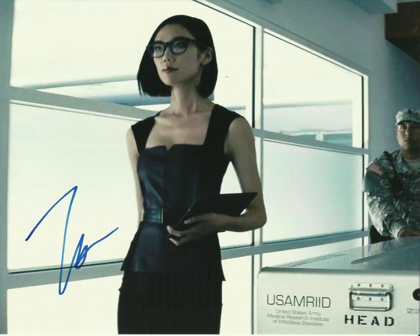 TAO OKAMOTO SIGNED SEXY HANNIBAL Photo Poster painting UACC REG 242 (2)