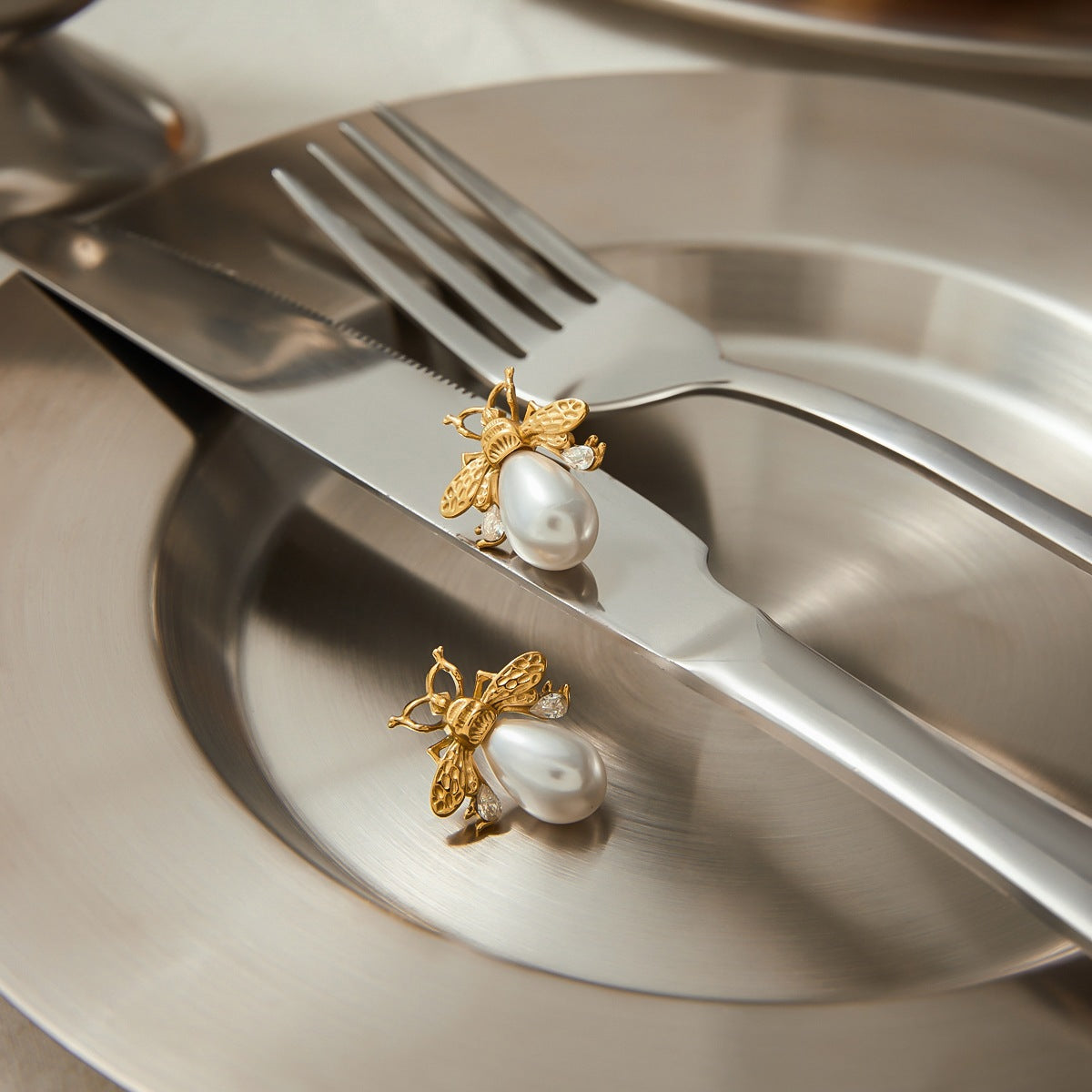 Jie Ding Pearl Earrings Design Niche Stainless Steel Earrings Titanium Steel Earrings For Women