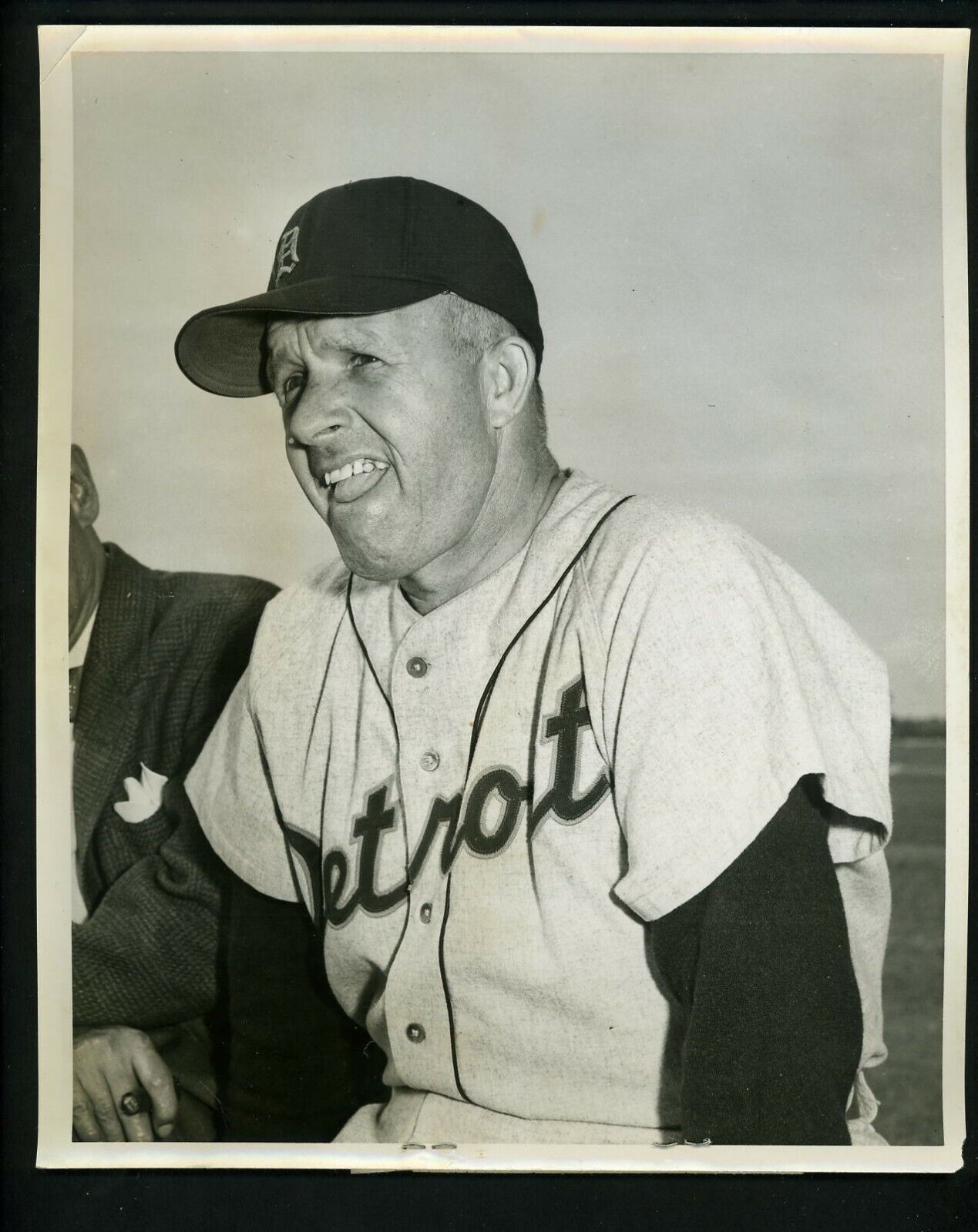 Jack Tighe Detroit Tigers Manager 1957 Press Original Photo Poster painting