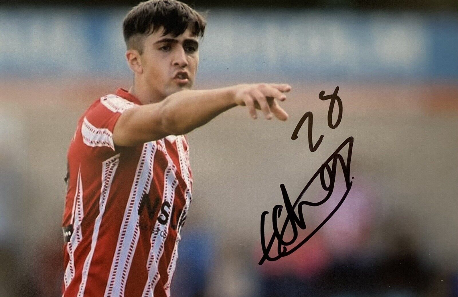 Ellis Chapman Genuine Hand Signed Lincoln City 6X4 Photo Poster painting 3