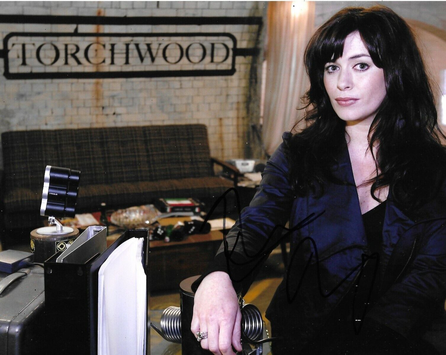 Eve Myles Signed Torchwood 10x8 Photo Poster painting AFTAL