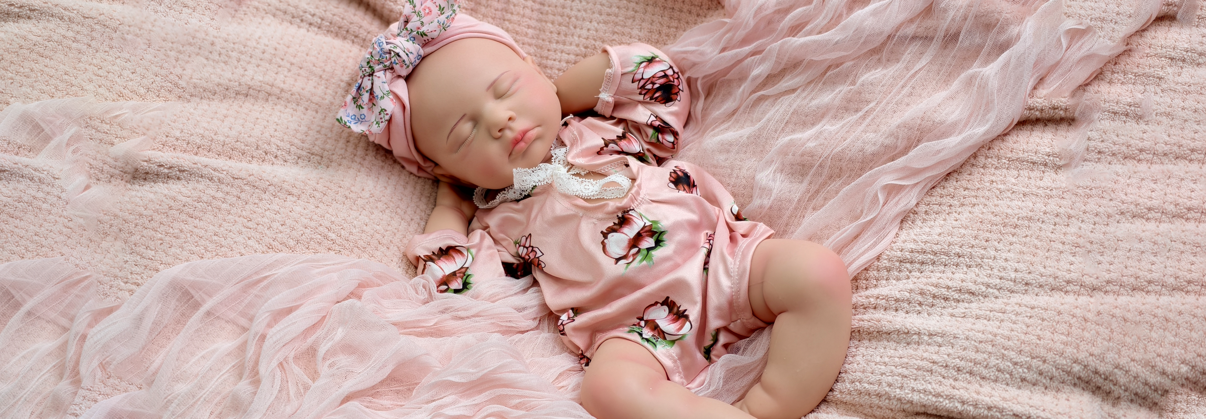 <p>Full Body Platinum</p><p>Reborn Babies</p>