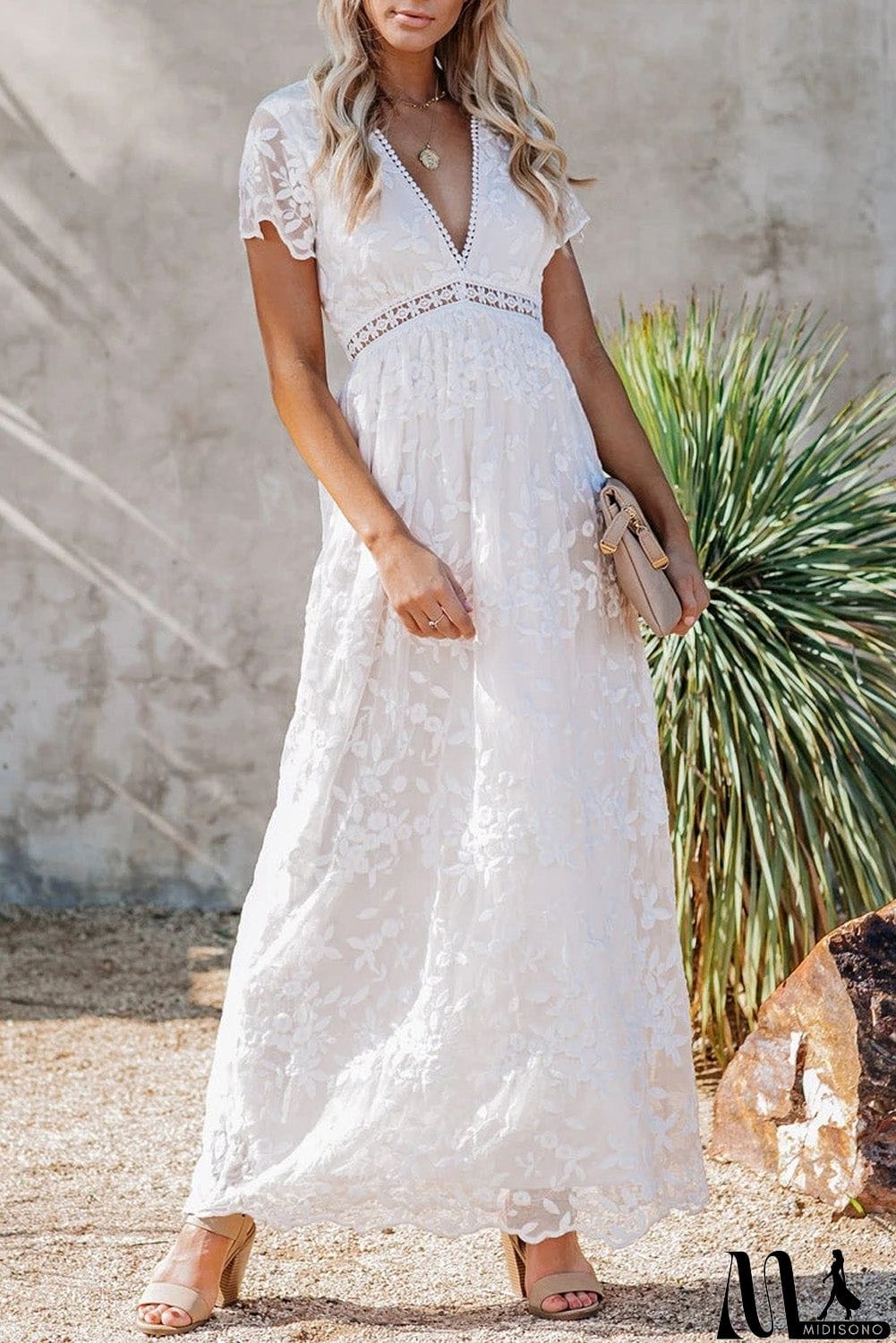 MidiSono - V Neck Lace Maxi Dress