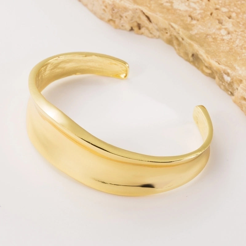 Elegant Minimalist Water Droplets Solid Color Alloy Gold Plated Silver Plated Bangle