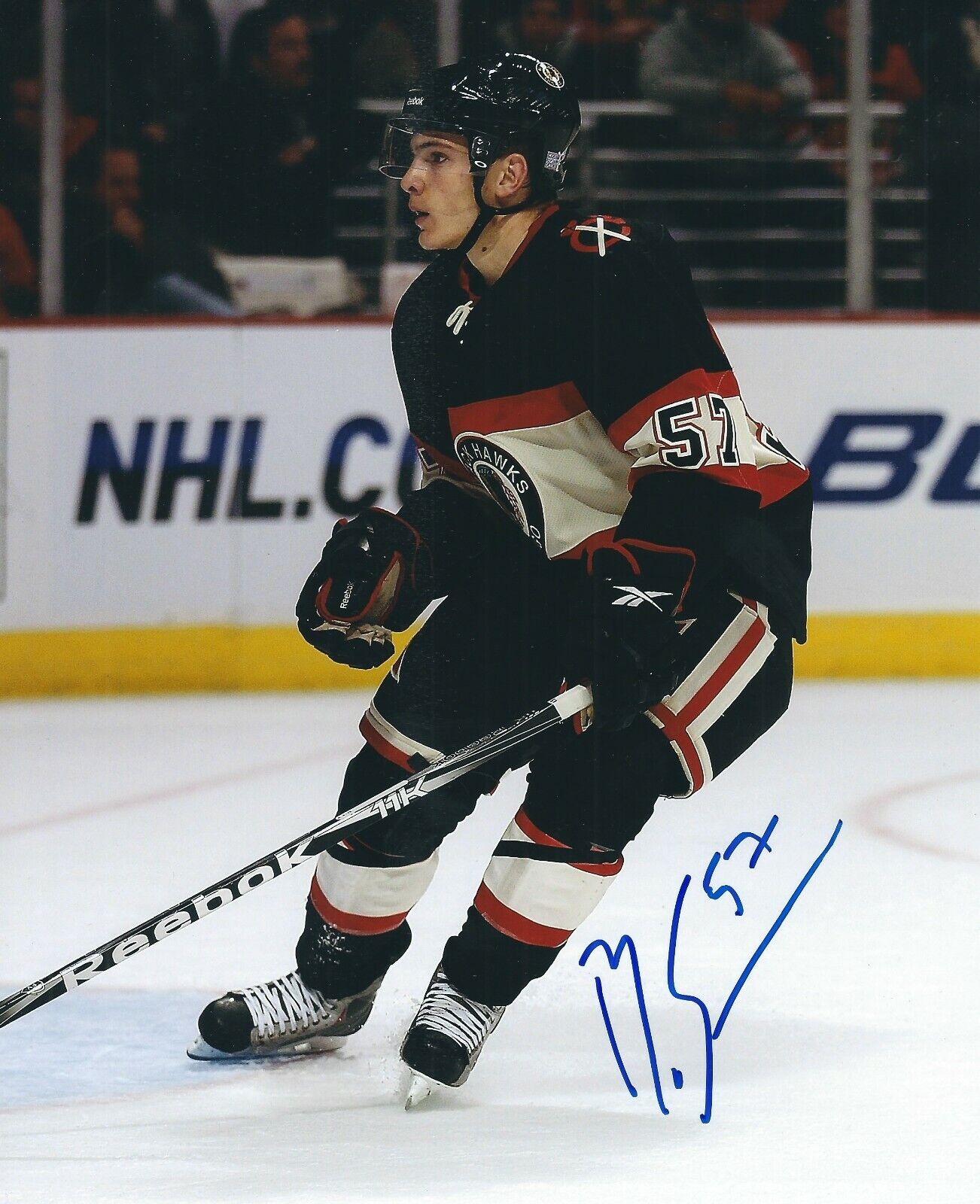 Signed 8x10 BEN SMITH Chicago Blackhawks Autographed Photo Poster painting - COA