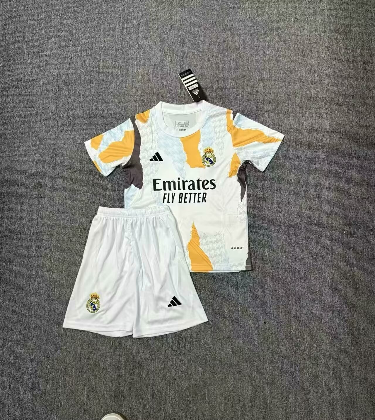 24/25 Real Madrid Training Kids Kit Football Shirt Thai Quality