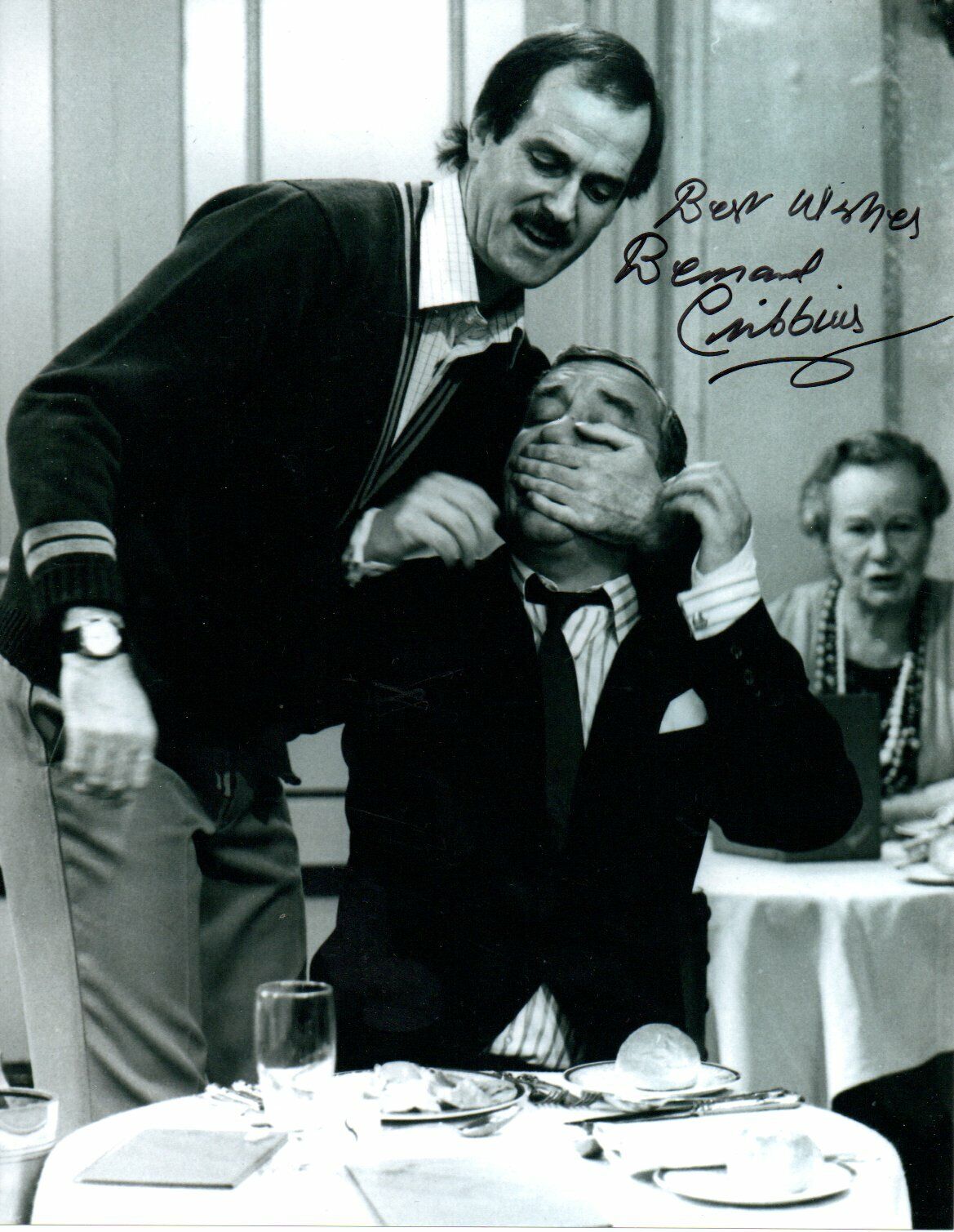 Genuine Hand Signed Bernard Cribbins Fawlty Towers  Photo Poster painting 10x8 Photo Poster painting