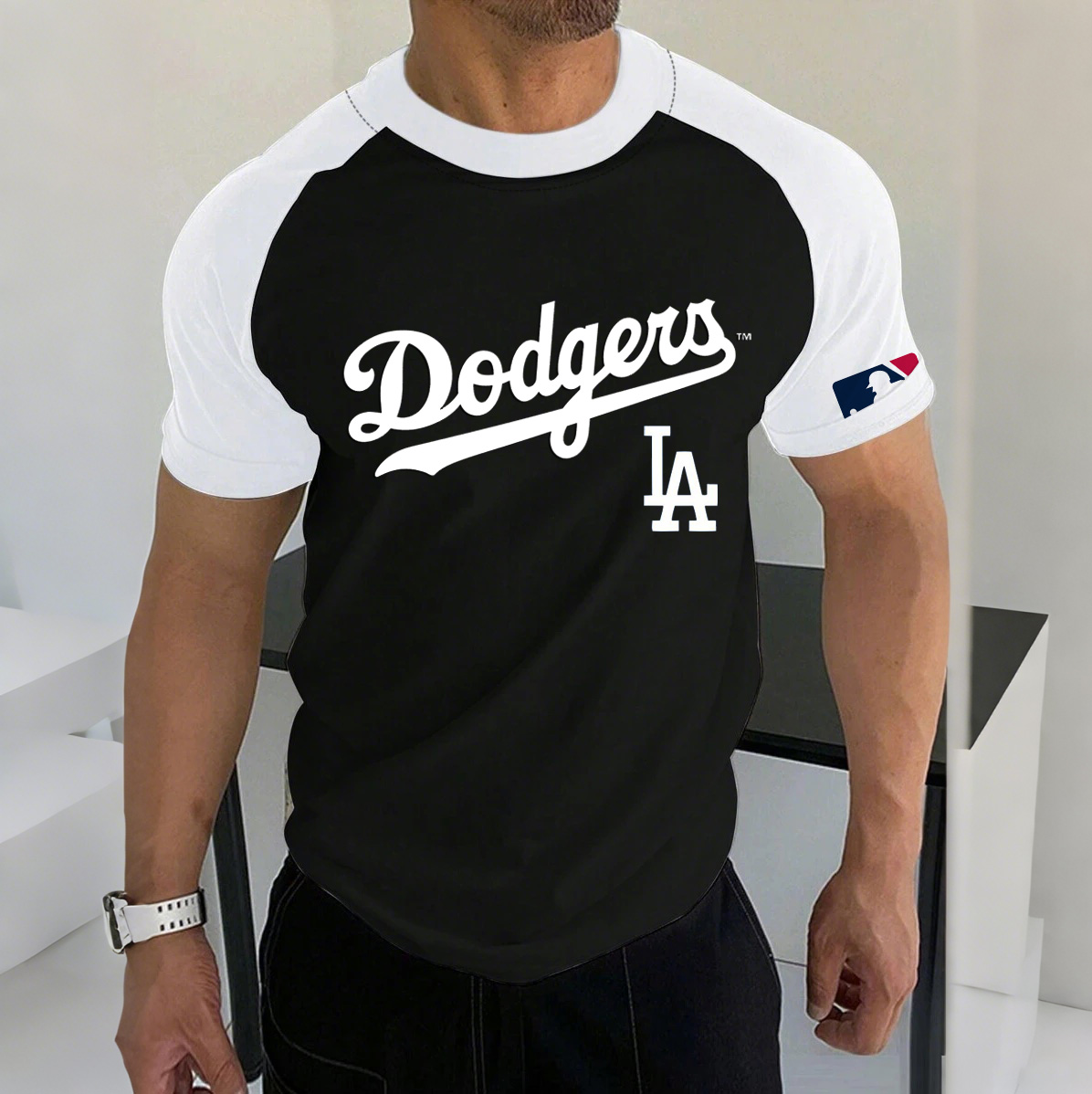  Baseball-Inspired Raglan T-Shirt for Sports Fans
