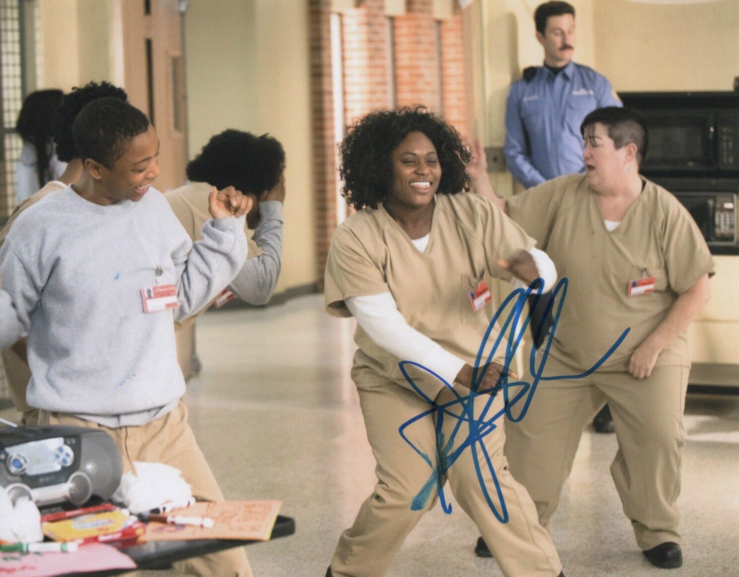 GFA Orange is the New Black * DANIELLE BROOKS * Signed 8x10 Photo Poster painting D7 PROOF COA