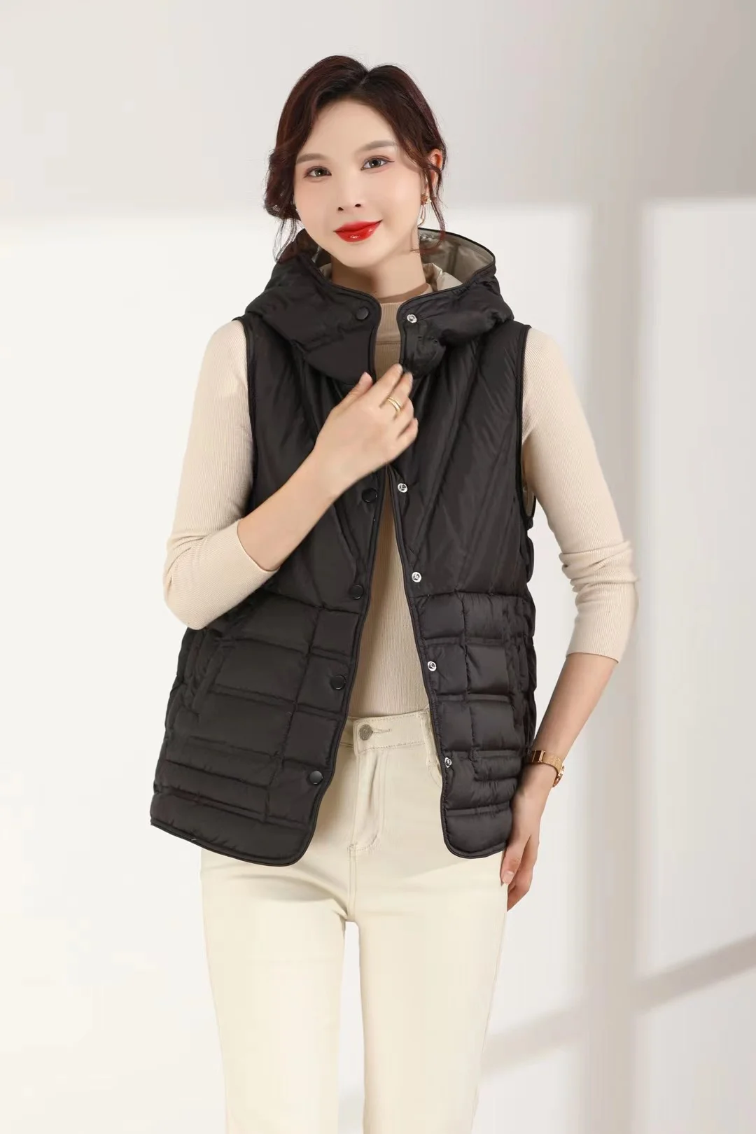 Toloer Autumn And Winter New Style Down Jacket Vest Female Short Money Double-Sided Wear Light Hooded Casual Warm Coat Tide Horse Clip-Outfit Ideas