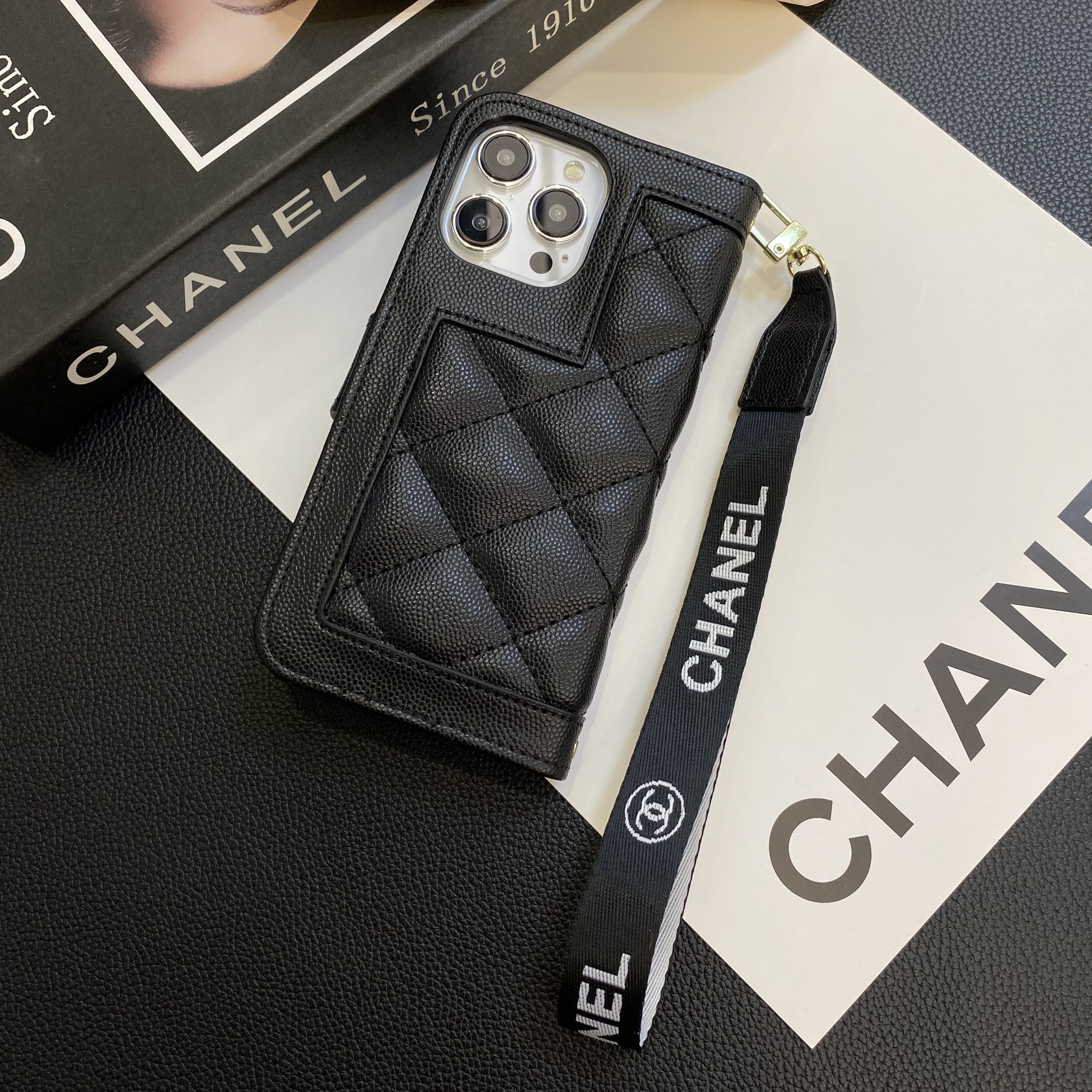 Chanel Genuine Leather Wallet Leather Crossbody Bag Apple iPhone Case