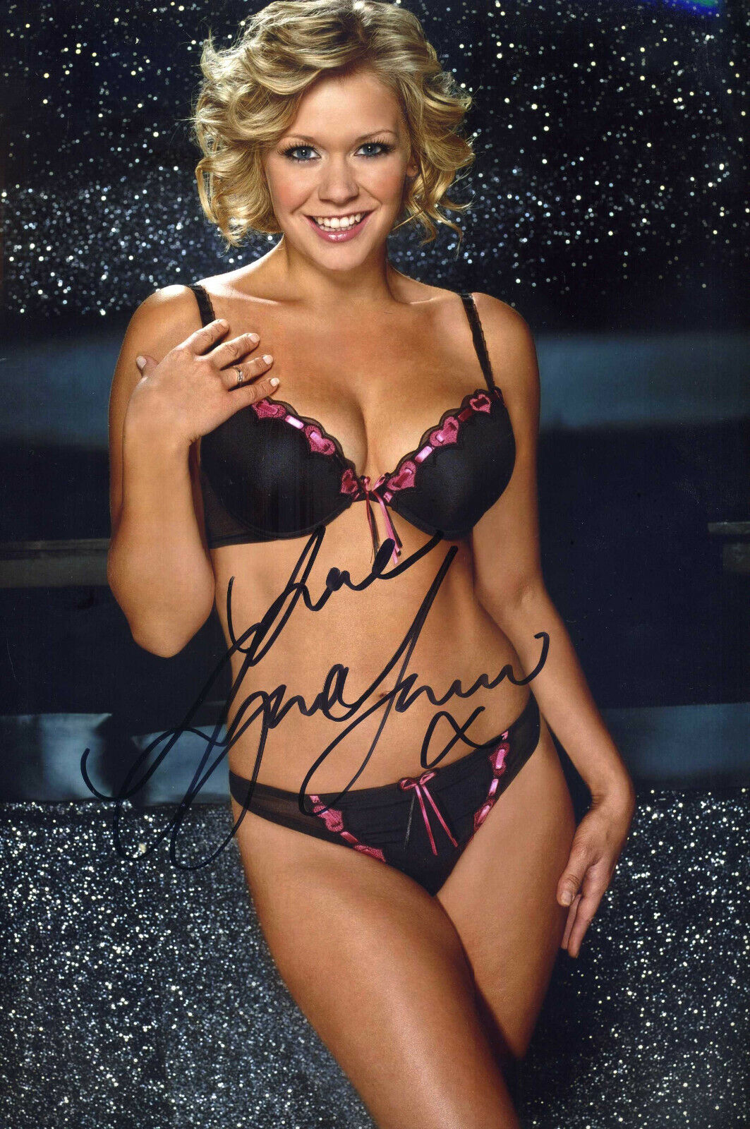 SUZANNE SHAW Signed Sexy Photo Poster paintinggraph - Pop Singer / Actress - preprint