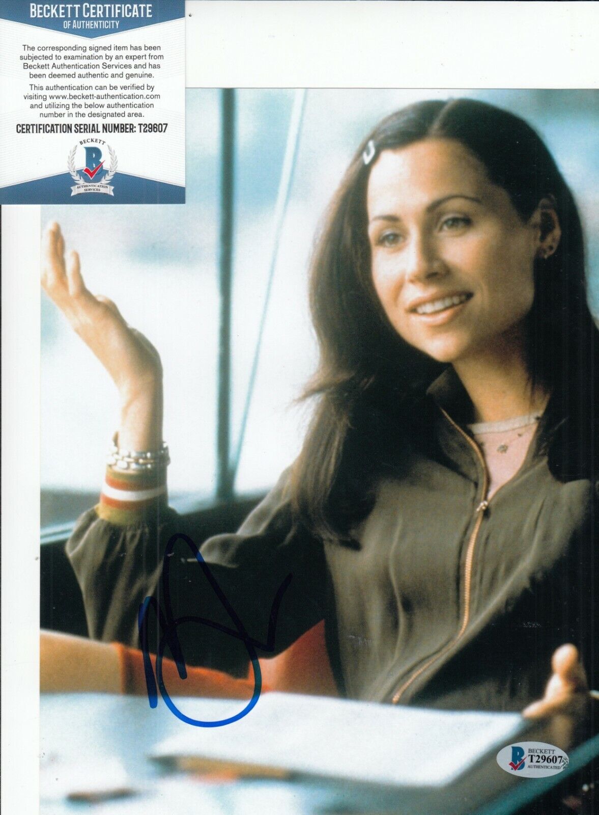 MINNIE DRIVER signed (GOOD WILL HUNTING) Movie 8X10 *Skylar* BAS BECKETT T29607