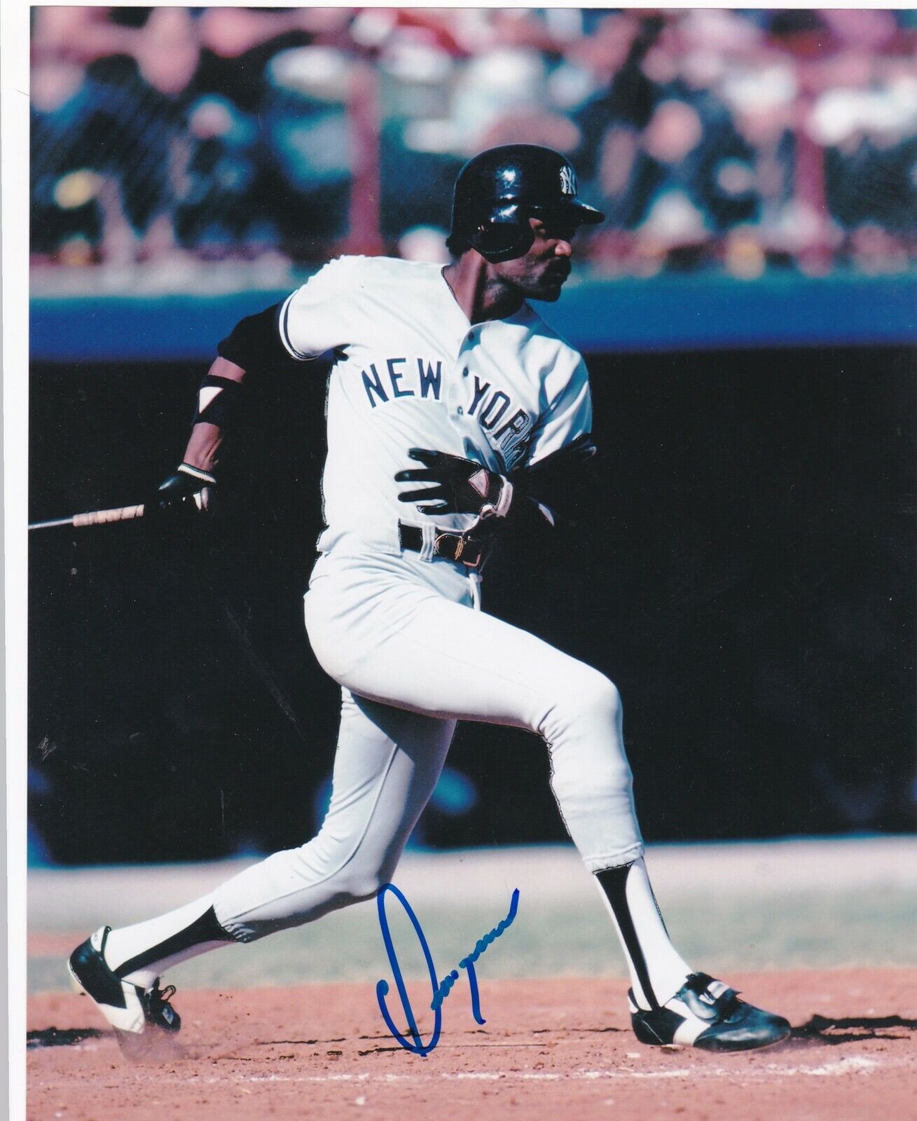 OMAR MORENO NEW YORK YANKEES ACTION SIGNED 8x10