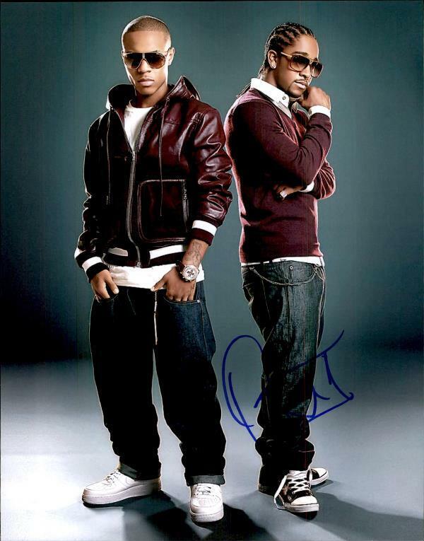 Omarion authentic signed RAPPER 8x10 Photo Poster painting W/ Certificate Autographed (27-a)