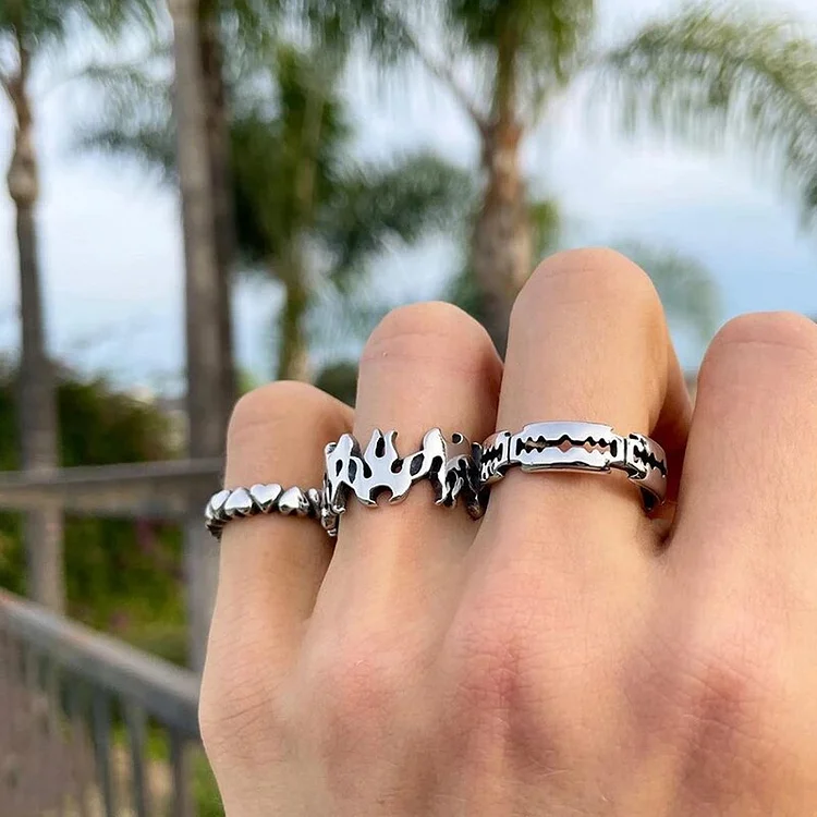 Vintage Hollow Ring Fire Flame Opening Rings Sets Geometric Love Heart Finger Razor Blade Adjustable Jewelry Gifts for Men&Women