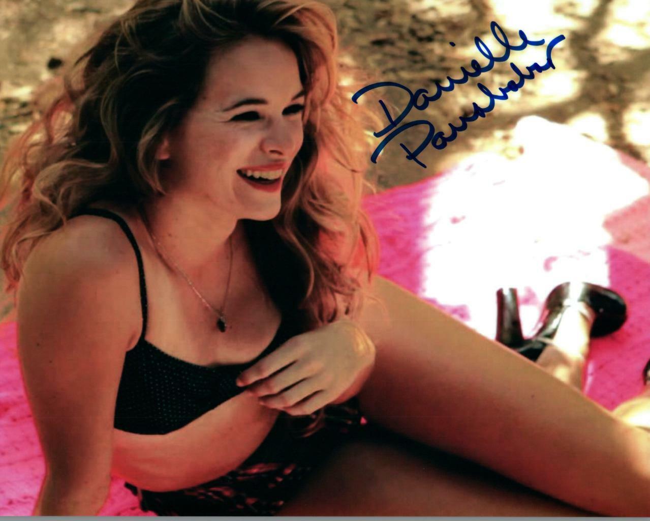 Danielle Panabaker signed 8x10 Picture autographed Photo Poster painting with COA