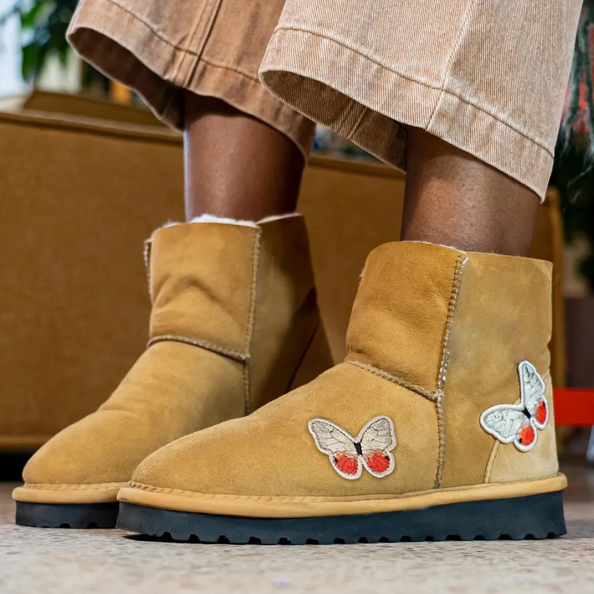 Light Brown Vegan Suede Butterfly Applique Flat Snow Boots Women Nicepairs