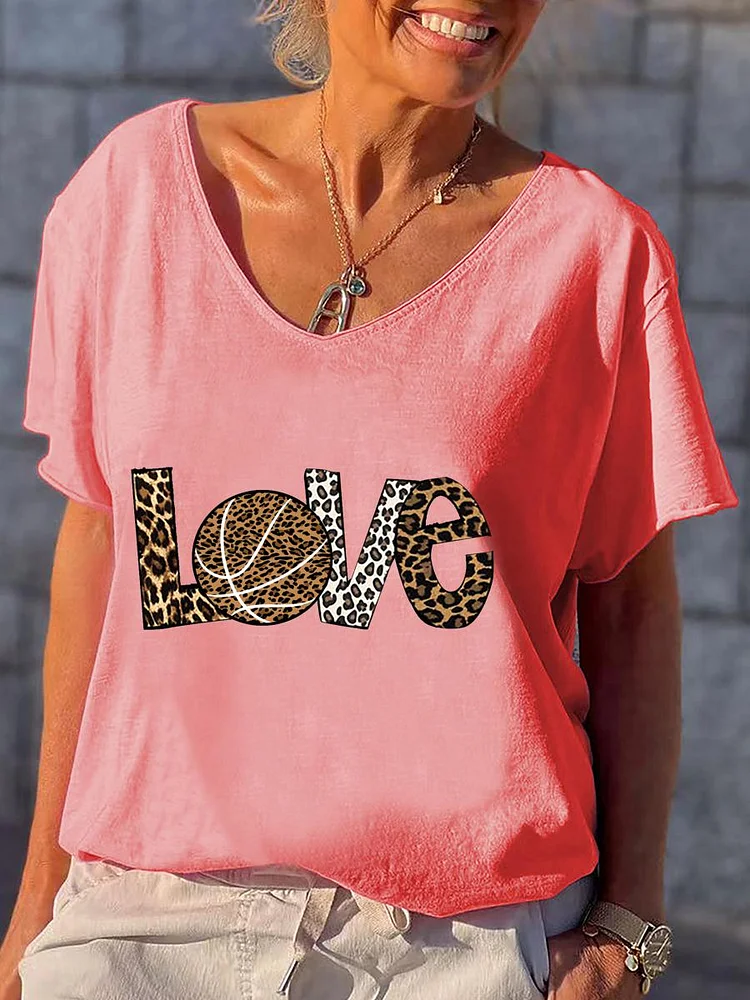 Leopard love basketball V Neck T-shirt-Annaletters