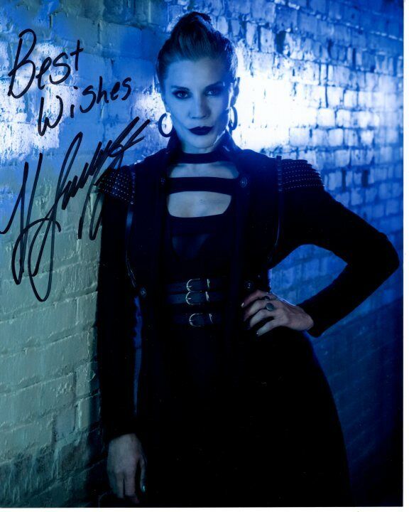 KATEE SACKHOFF Signed Autographed THE FLASH AMUNET BLACK Photo Poster painting