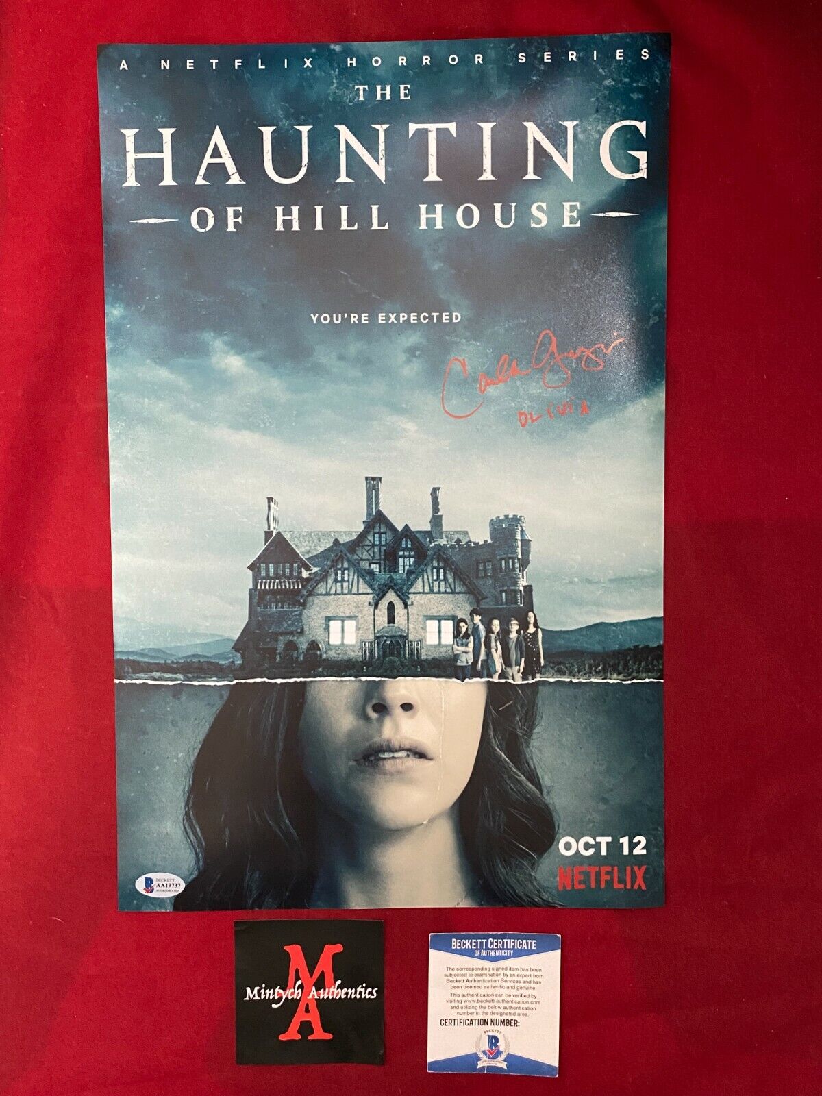 CARLA GUGINO AUTOGRAPHED SIGNED 11x17 Photo Poster painting! THE HAUNTING OF HILL HOUSE! BECKETT