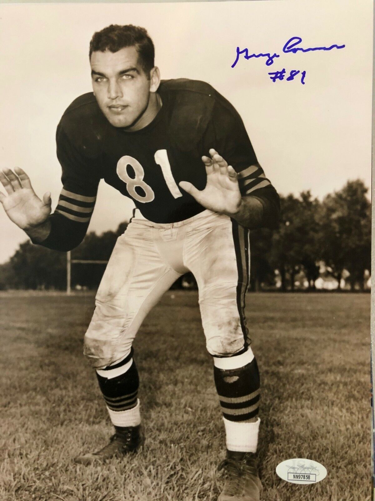 Autographed George Connor 8x10 Chicago Bears Football Photo Poster painting - w/ JSA COA