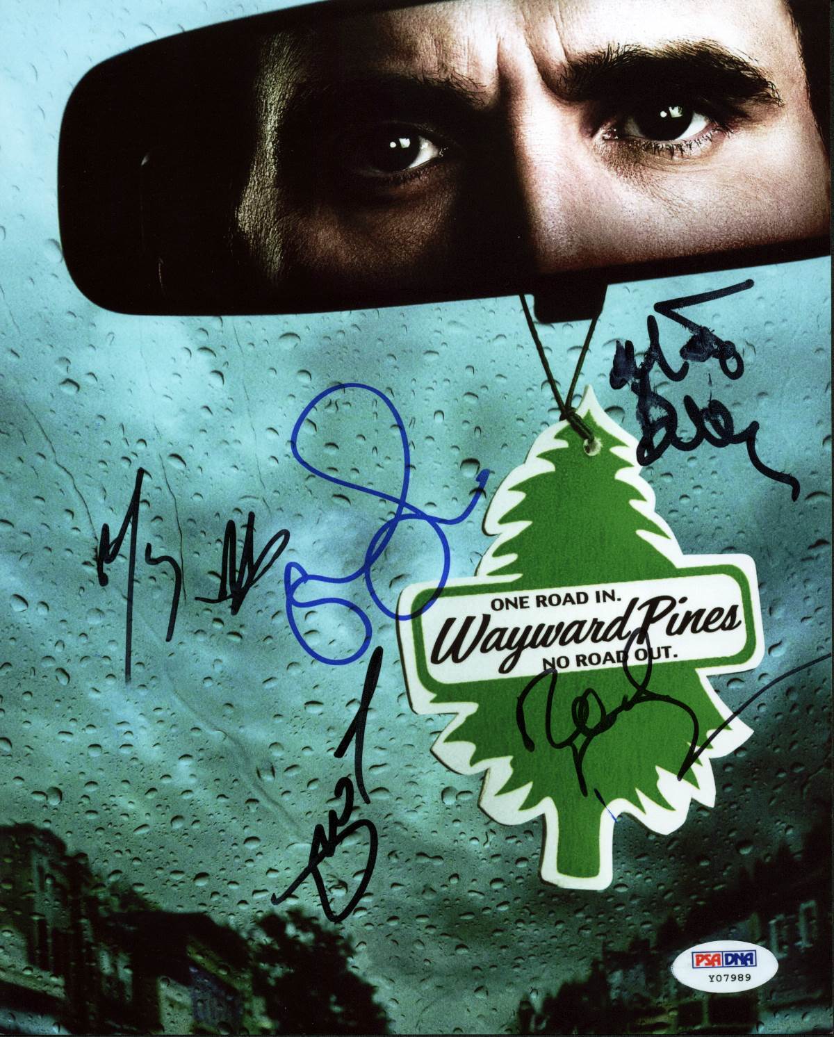 Wayward Pines Cast (5) Shyamalan, Howard, Dillon Signed 8X10 Photo Poster painting PSA #Y07989