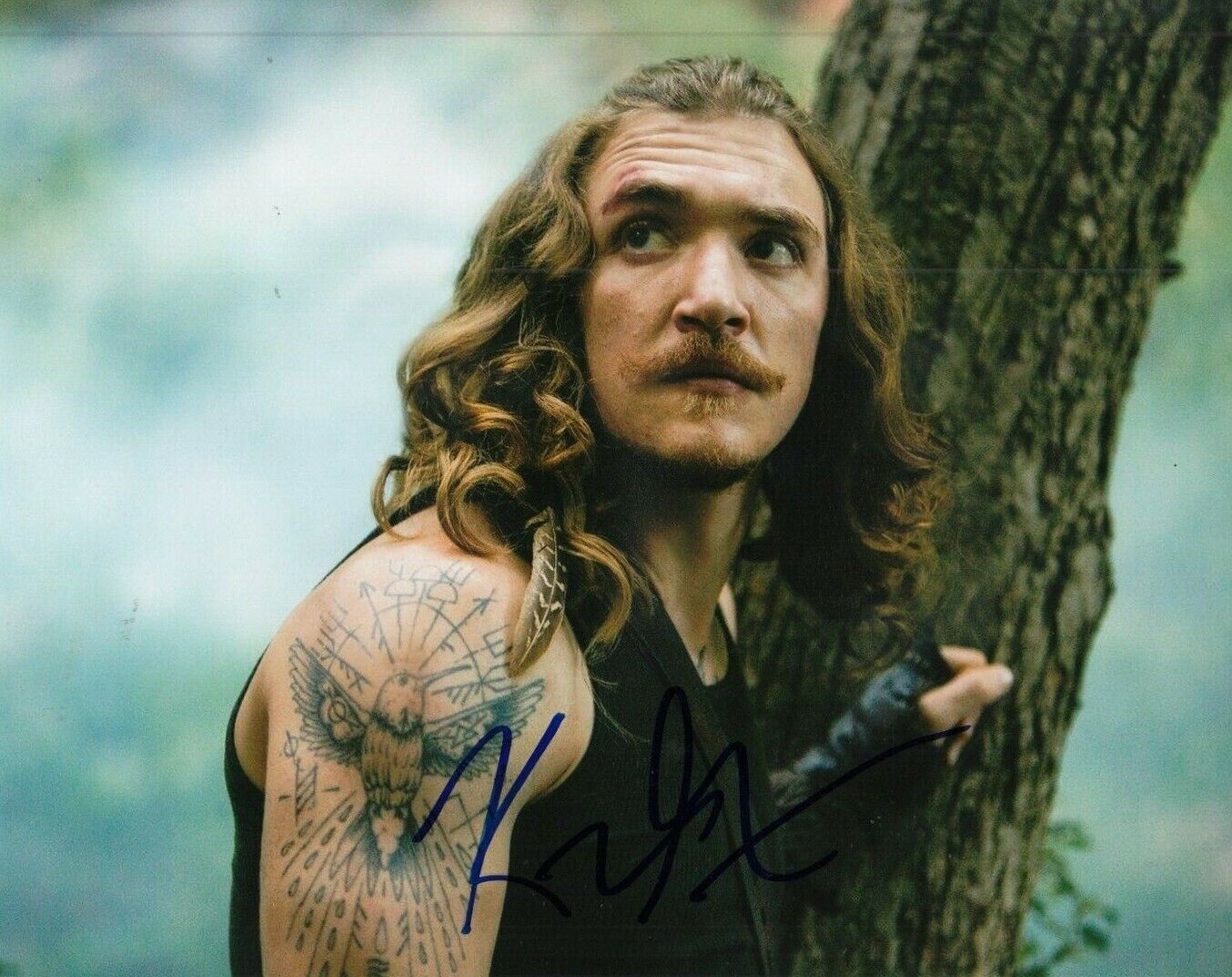 KYLE GALLNER signed (OUTSIDERS) TV SHOW 8X10 Photo Poster painting *Hasil Farrell* W/COA #4