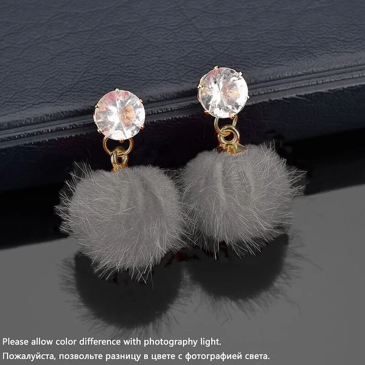 New Artificial Hair Dangle Earrings for Women Crystal Top Short Small Fluffy Ball Earrings Boho Fashion Jewelry brincos bijoux