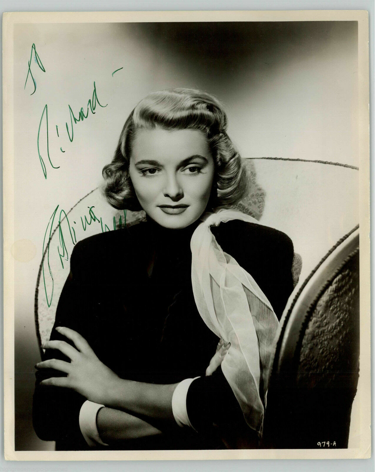 PATRICIA NEAL OSCAR WINNER (DECEASED) SIGNED 8X10 JSA AUTHENTICATED COA #N44438