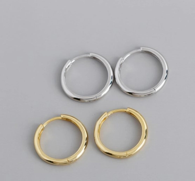 1 Pair 925 Sterling Silver Round Hoop Earrings
