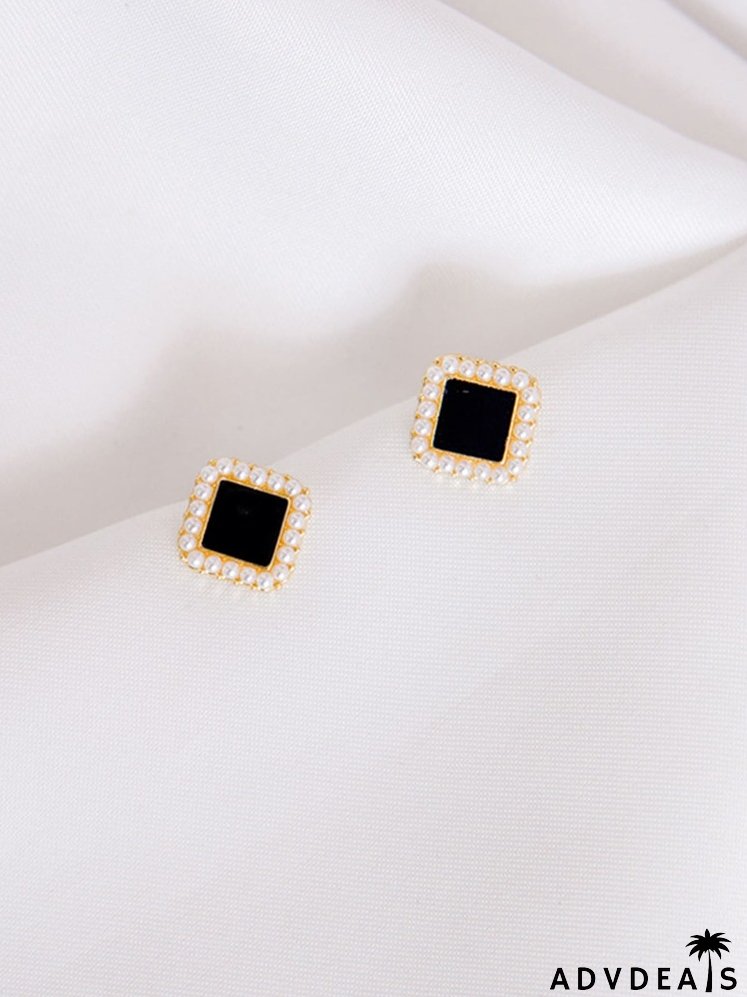 Faux Pearl Decor Square Design Stud Earrings