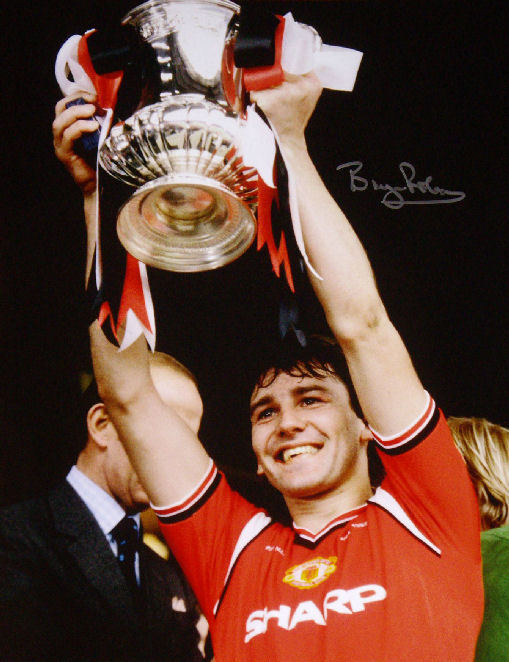 BRYAN ROBSON SIGNED MANCHESTER UNITED FA CUP FINAL 16x12