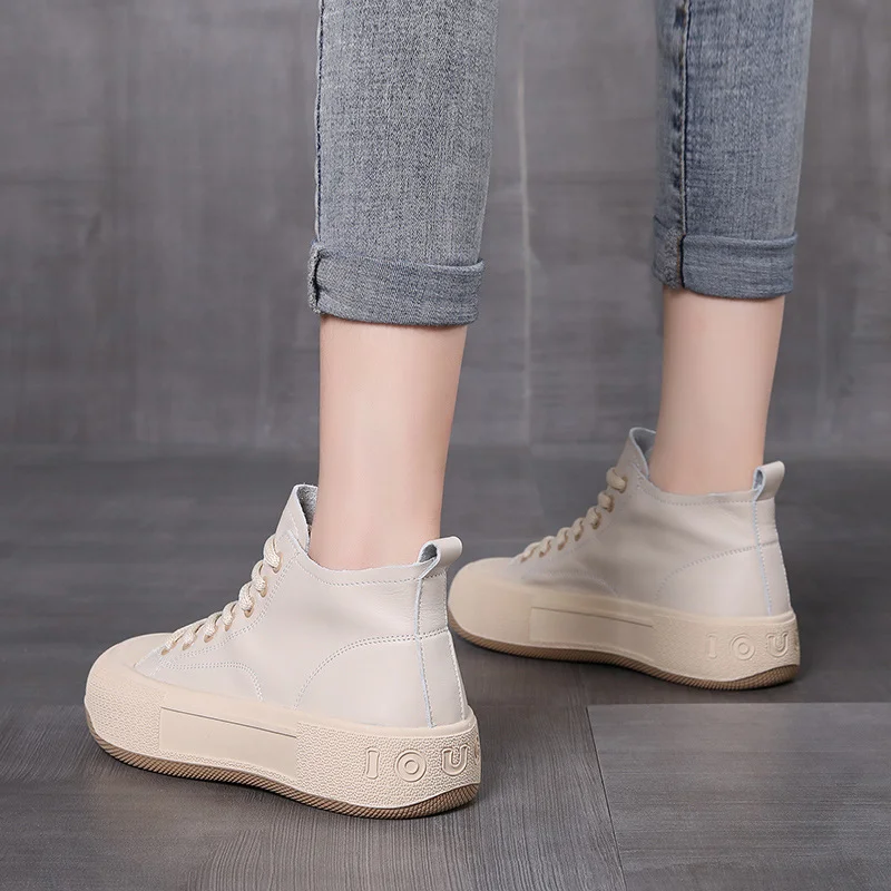 Yyvonne Leisure Small Short Boots Girl With Soft Bottom Bare Boots Autumn And Winter New Fashion Comfortable Cowhed Single Boots