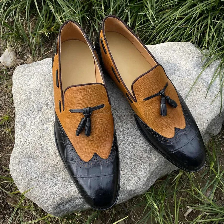 【PLUS SIZE】Men's Genuine Leather Patchwork Brogue Tassel Dress Shoes