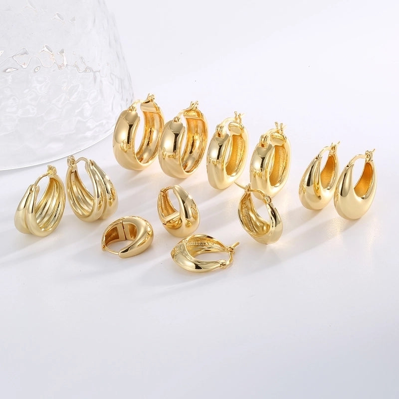 1 Pair Basic Modern Style Classic Style U Shape Solid Color Brass Hoop Earrings